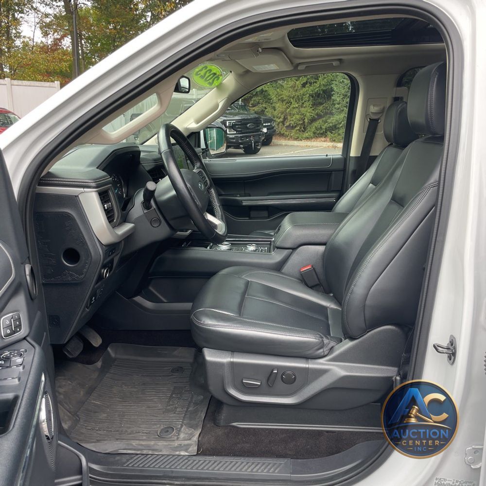2023 Ford Expedition XLT