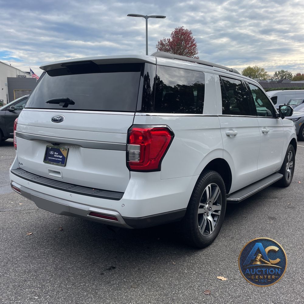 2023 Ford Expedition XLT