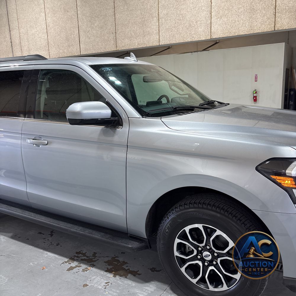 2024 Ford Expedition XLT