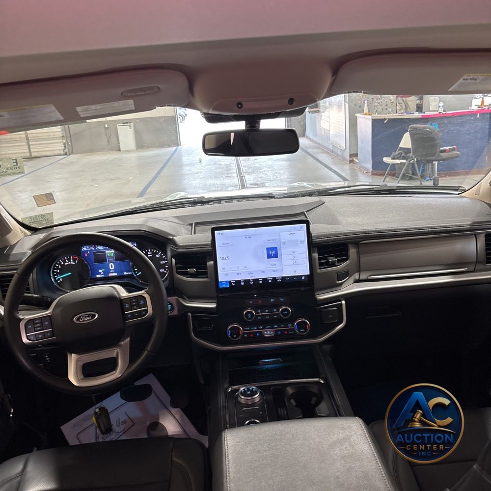 2024 Ford Expedition XLT