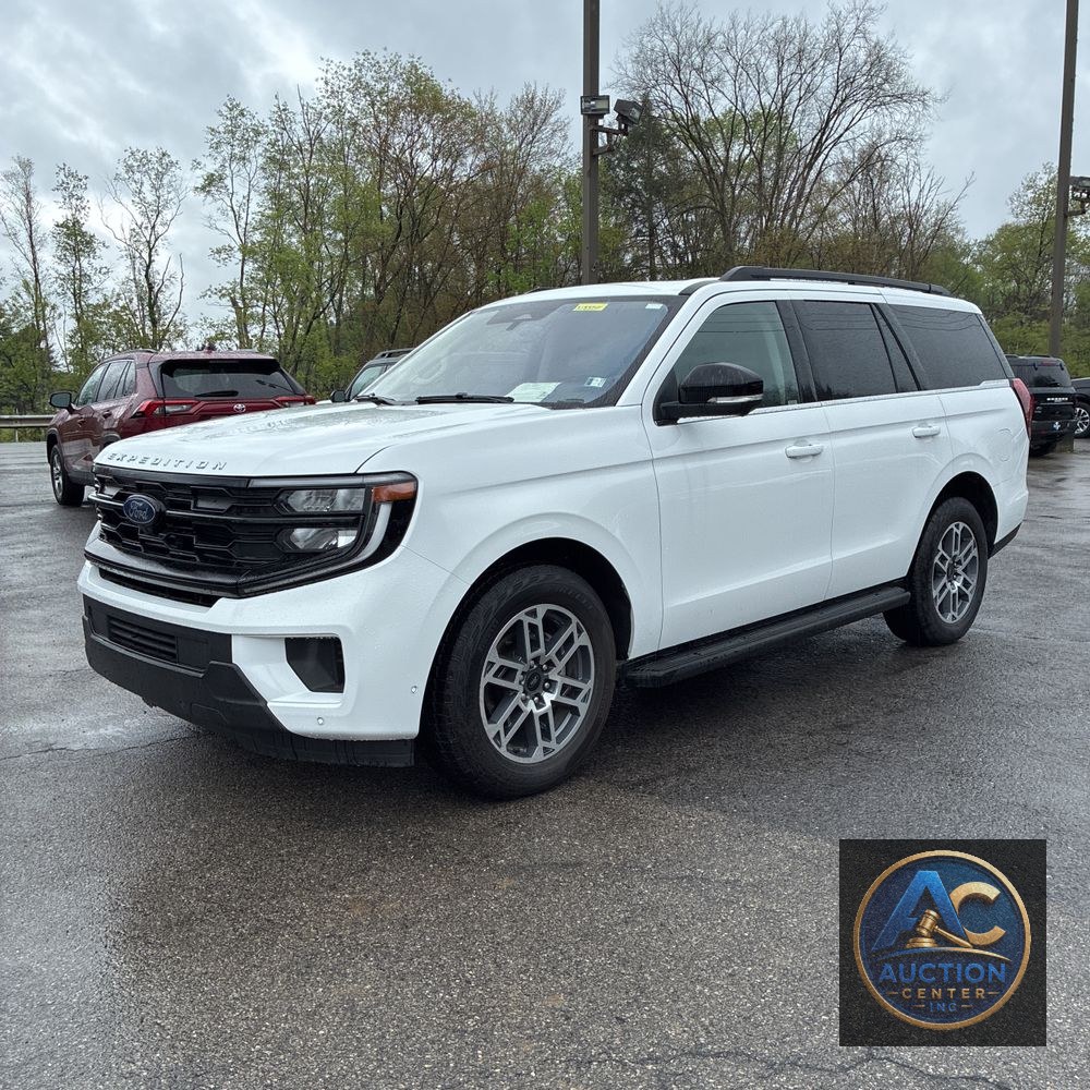 2025 Ford Expedition Active