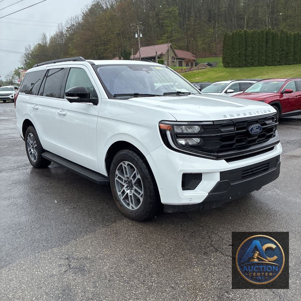 2025 Ford Expedition Active