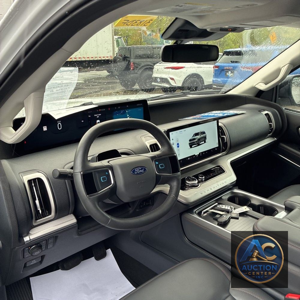 2025 Ford Expedition Active