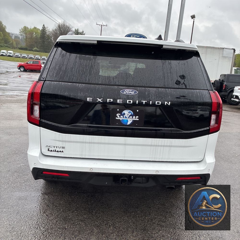 2025 Ford Expedition Active