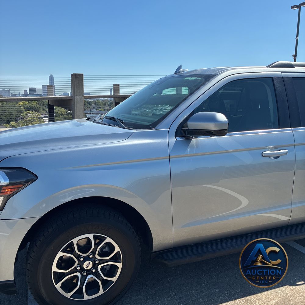 2024 Ford Expedition XLT