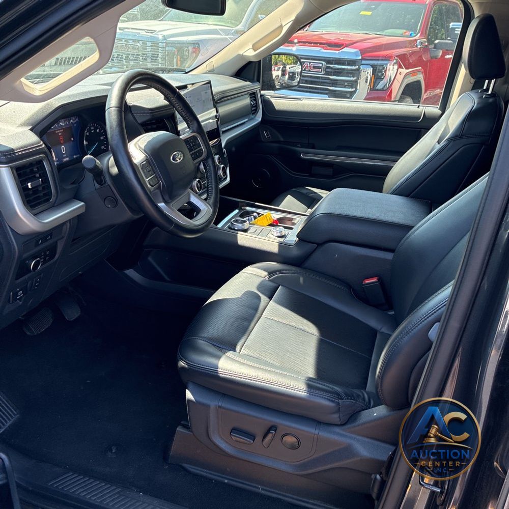 2024 Ford Expedition XLT