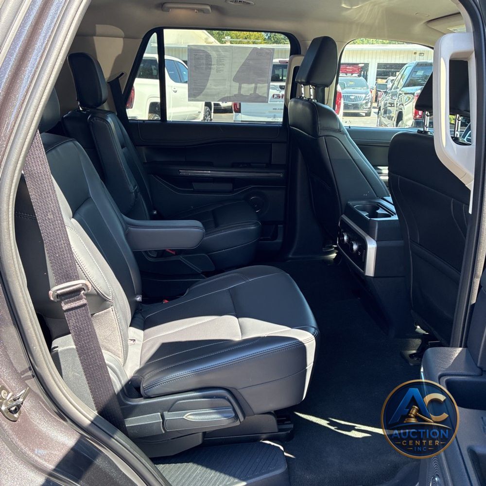 2024 Ford Expedition XLT