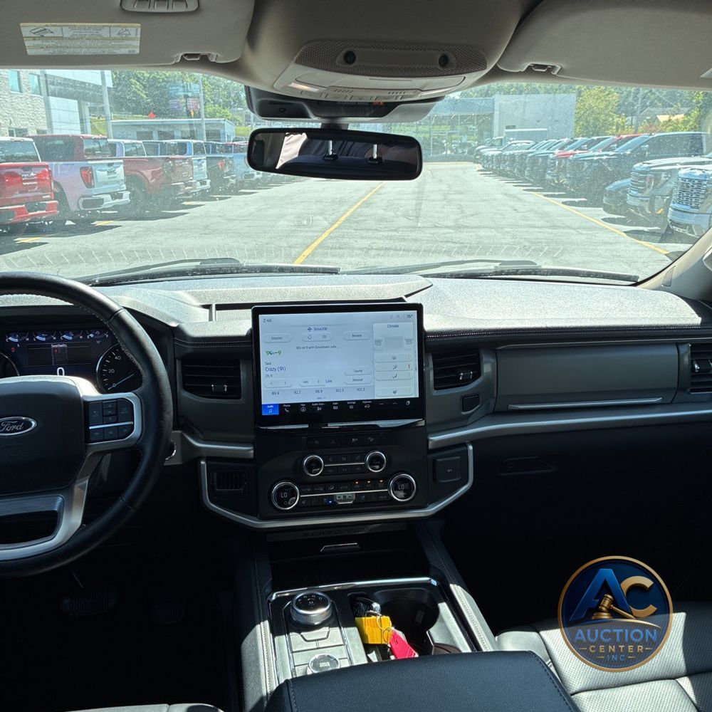 2024 Ford Expedition XLT