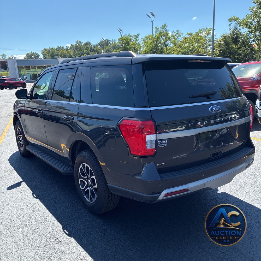 2024 Ford Expedition XLT