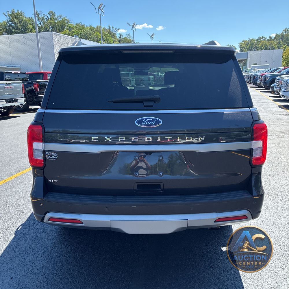 2024 Ford Expedition XLT