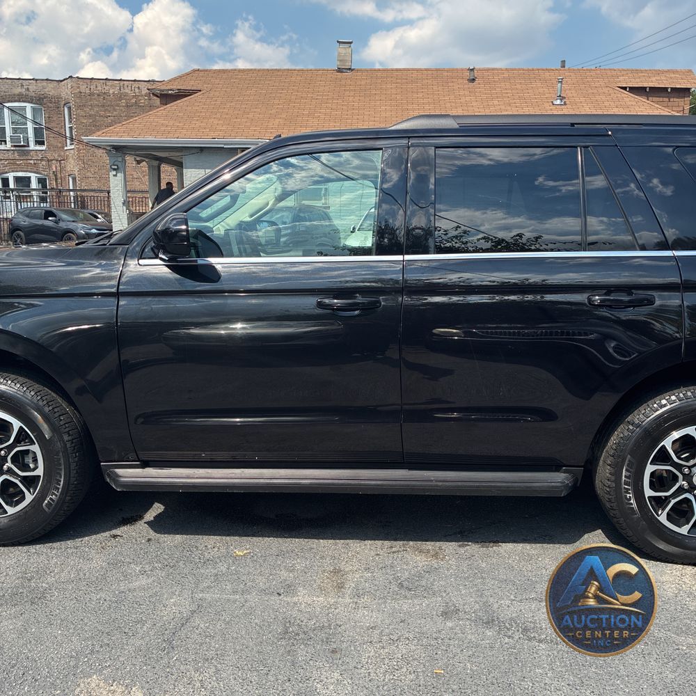 2024 Ford Expedition XLT