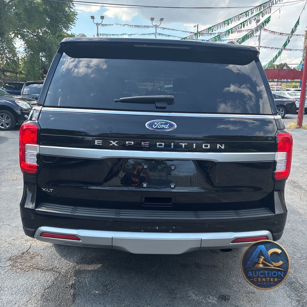 2024 Ford Expedition XLT