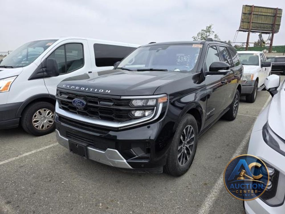 2025 Ford Expedition Platinum