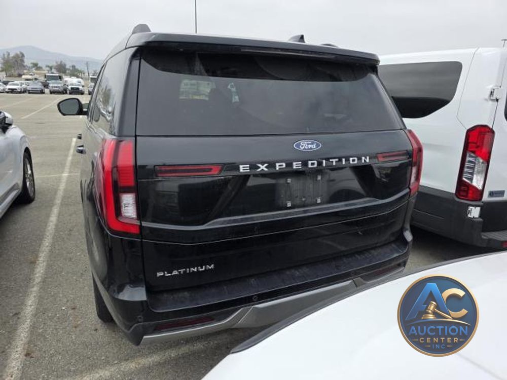 2025 Ford Expedition Platinum