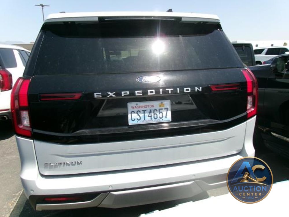 2025 Ford Expedition Platinum
