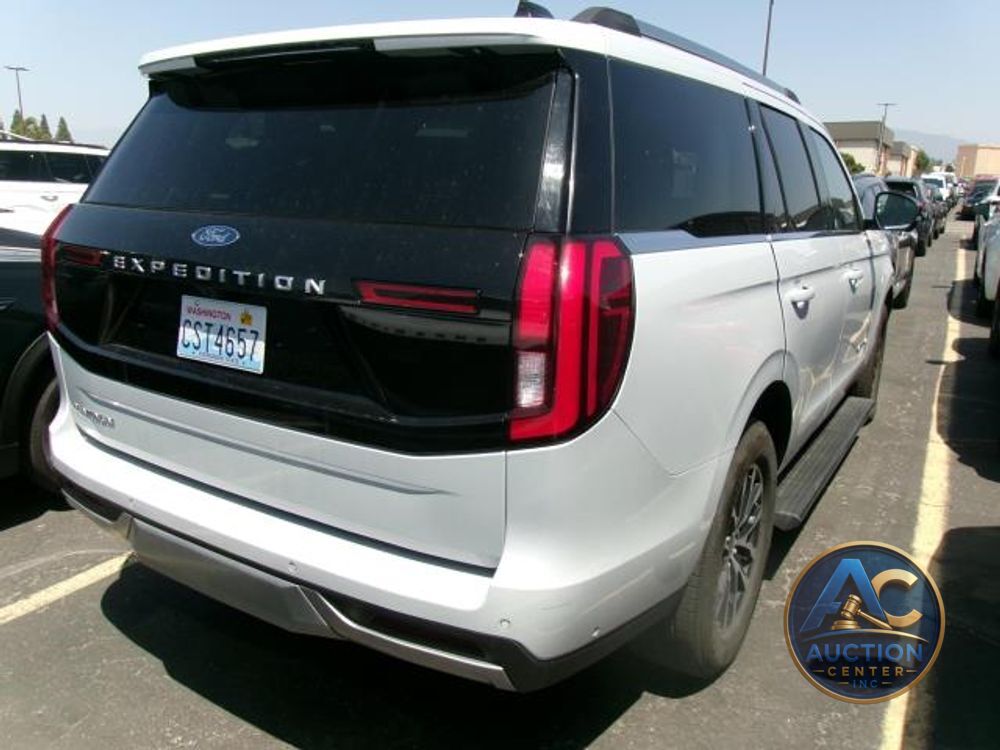 2025 Ford Expedition Platinum
