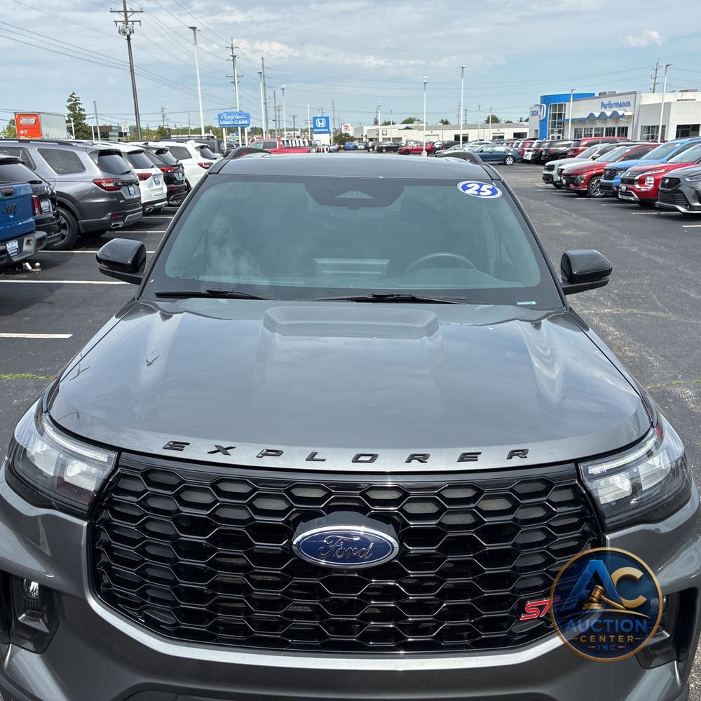 2025 Ford Explorer ST