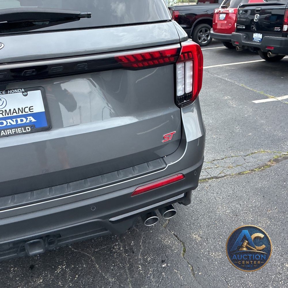 2025 Ford Explorer ST