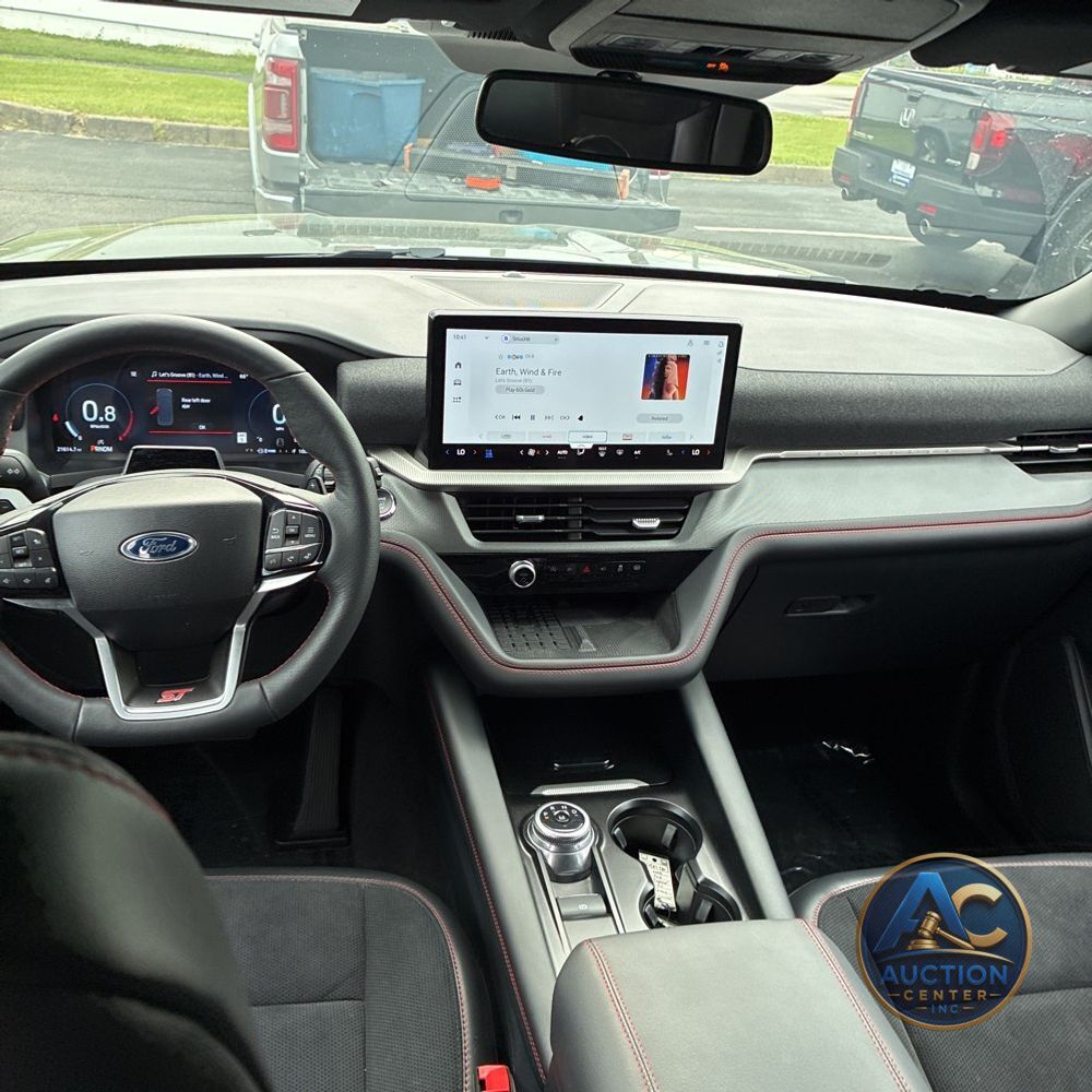2025 Ford Explorer ST