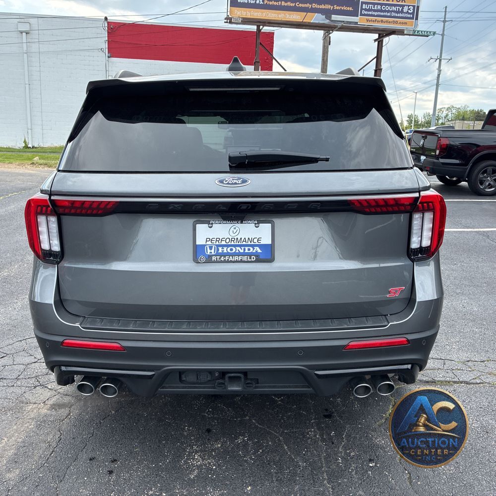 2025 Ford Explorer ST