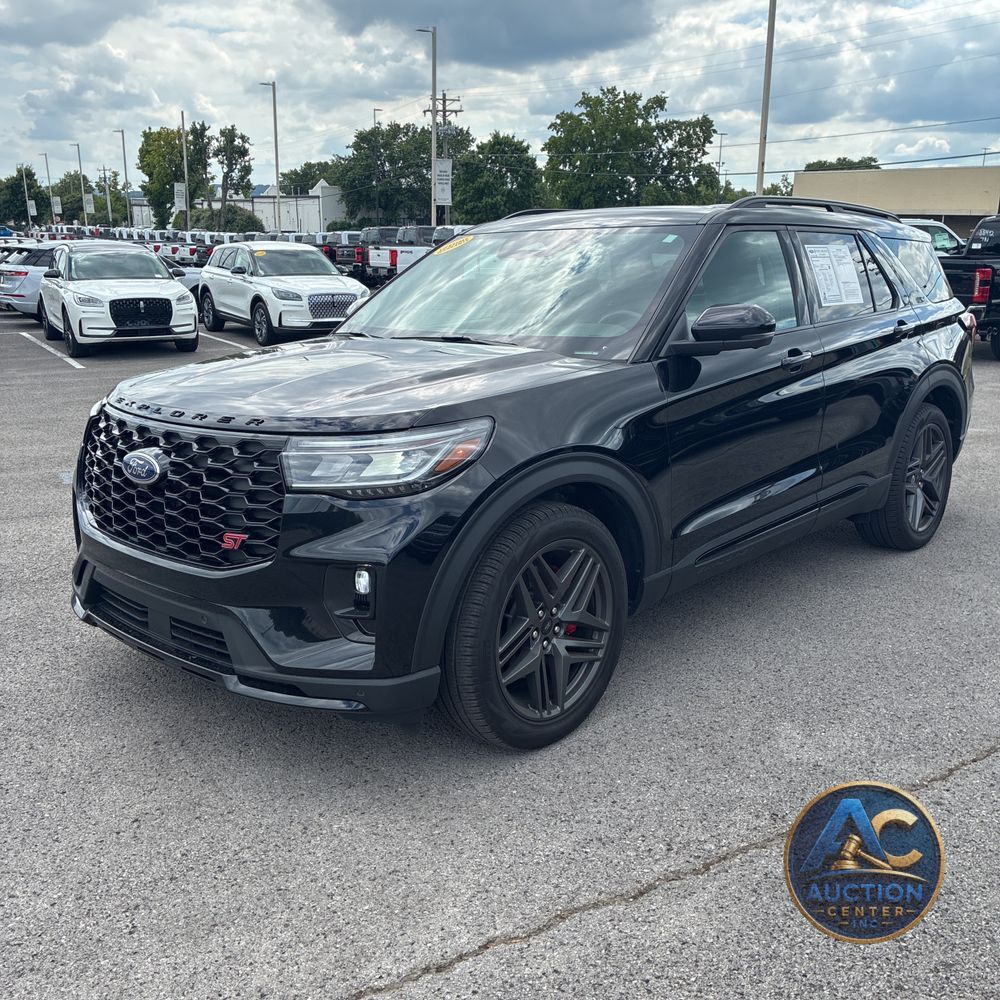 2025 Ford Explorer ST