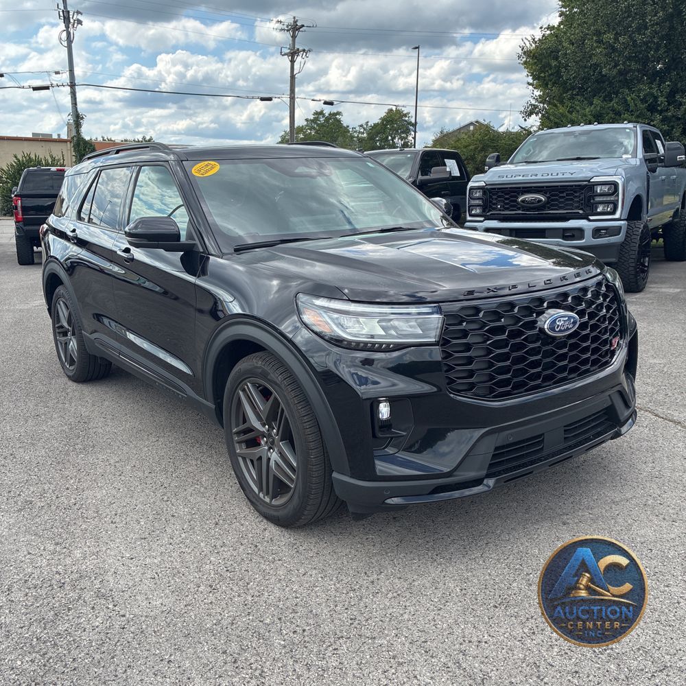 2025 Ford Explorer ST