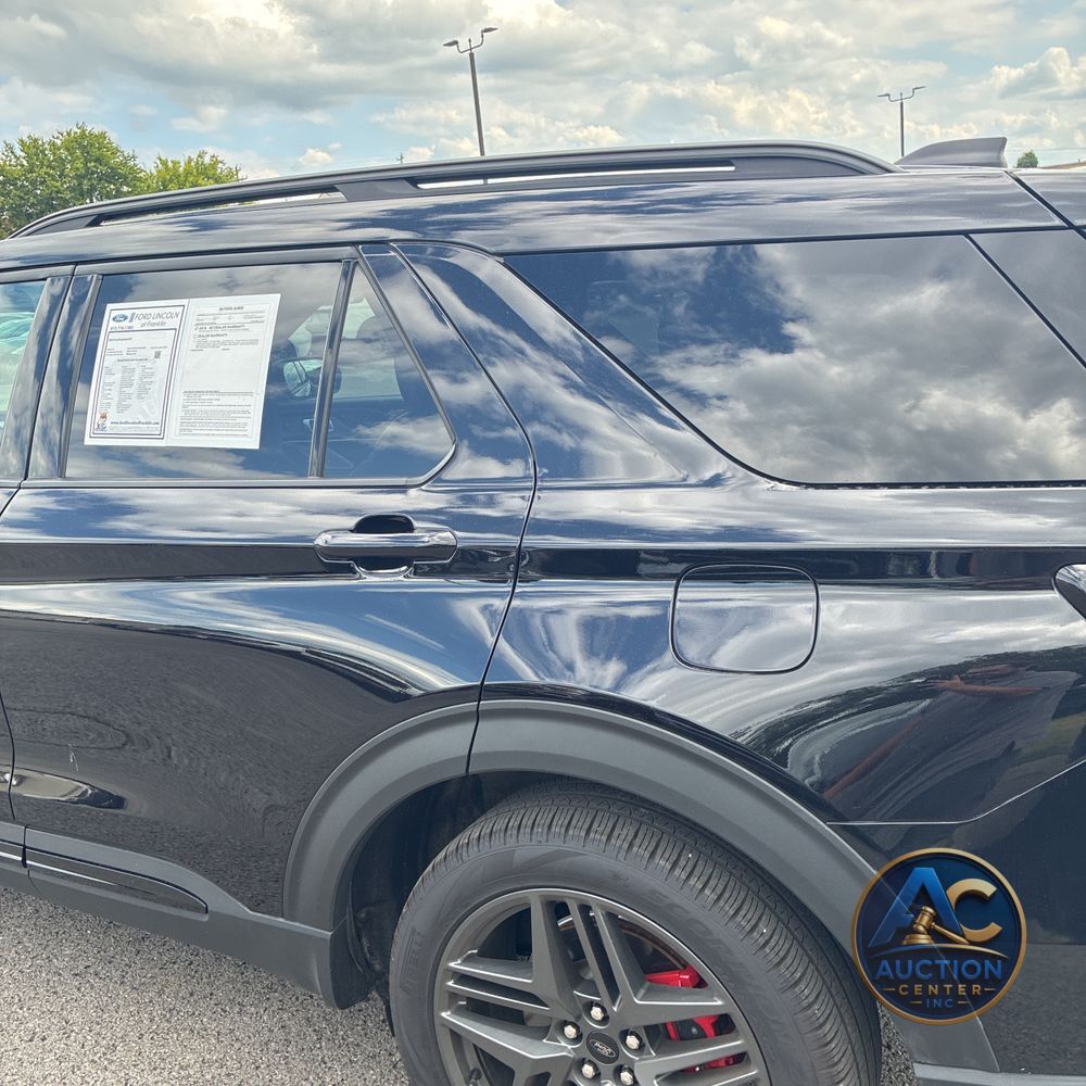 2025 Ford Explorer ST