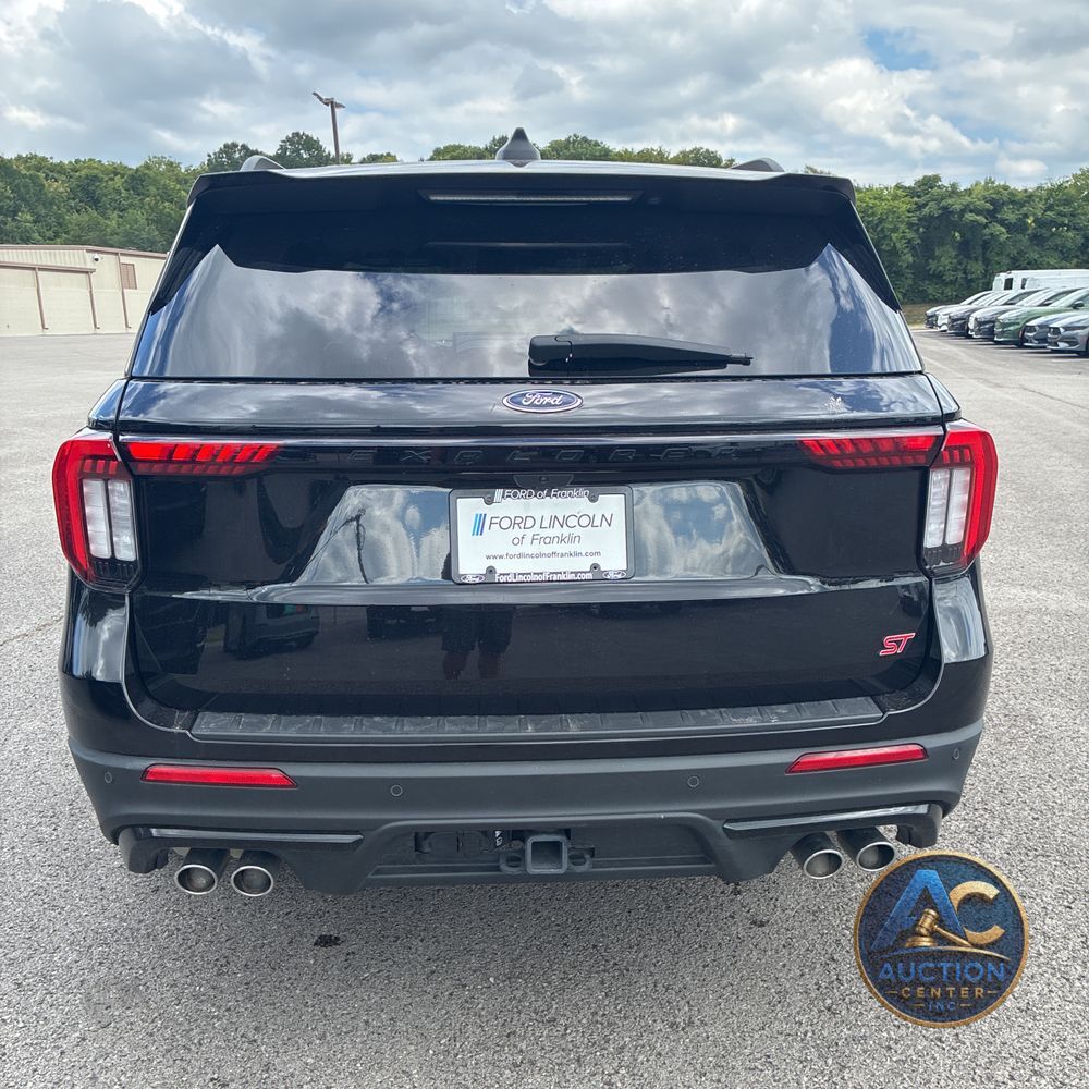 2025 Ford Explorer ST