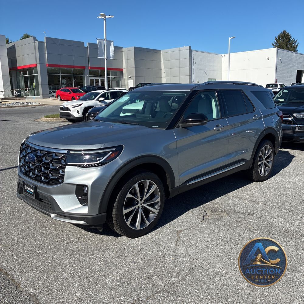 2025 Ford Explorer Platinum