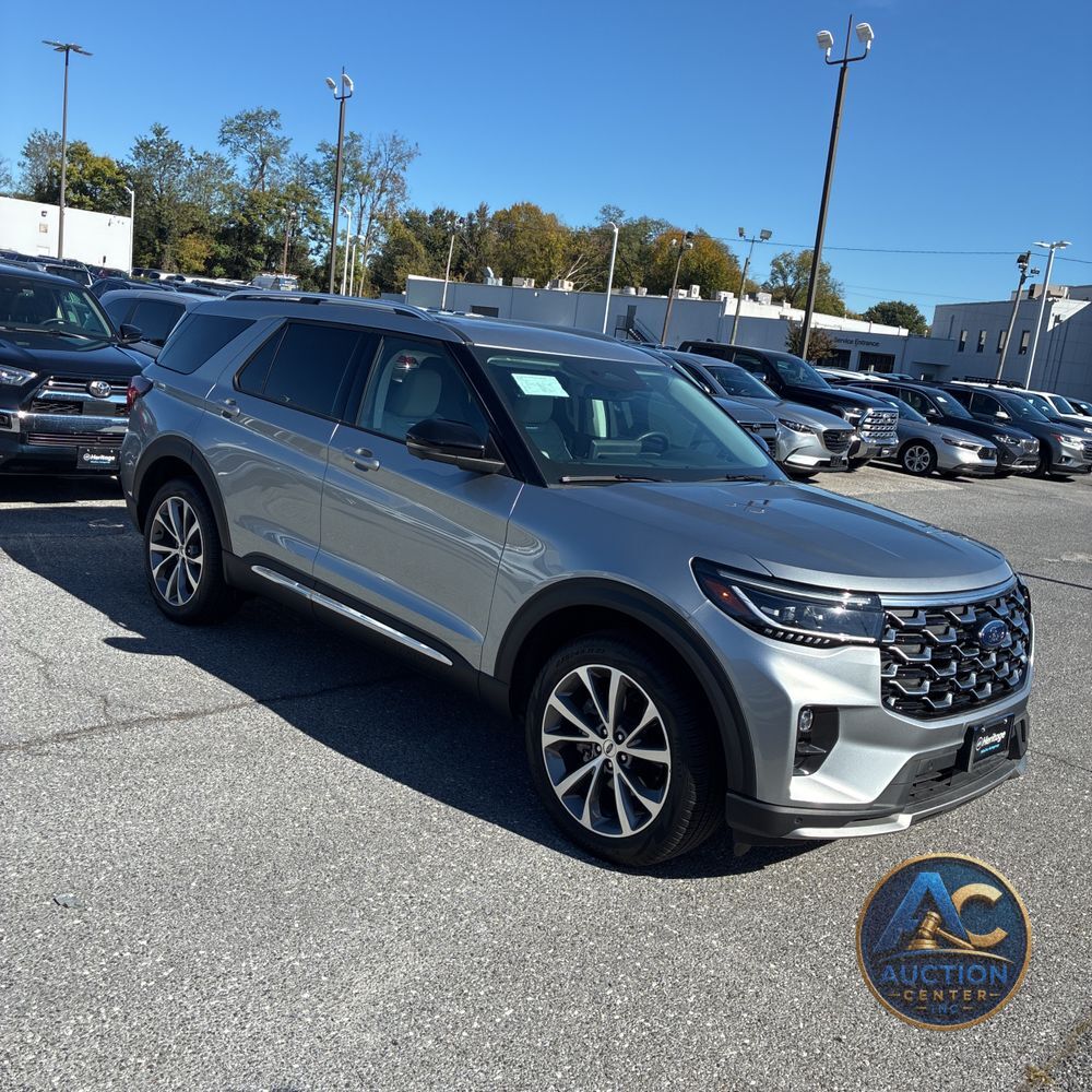 2025 Ford Explorer Platinum