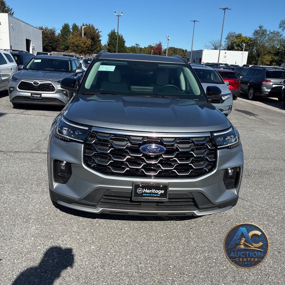 2025 Ford Explorer Platinum