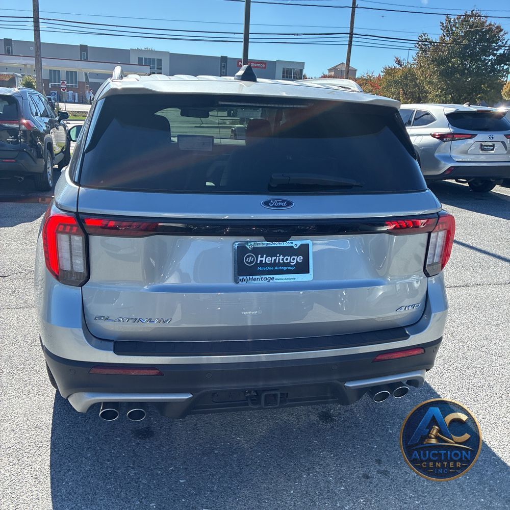 2025 Ford Explorer Platinum