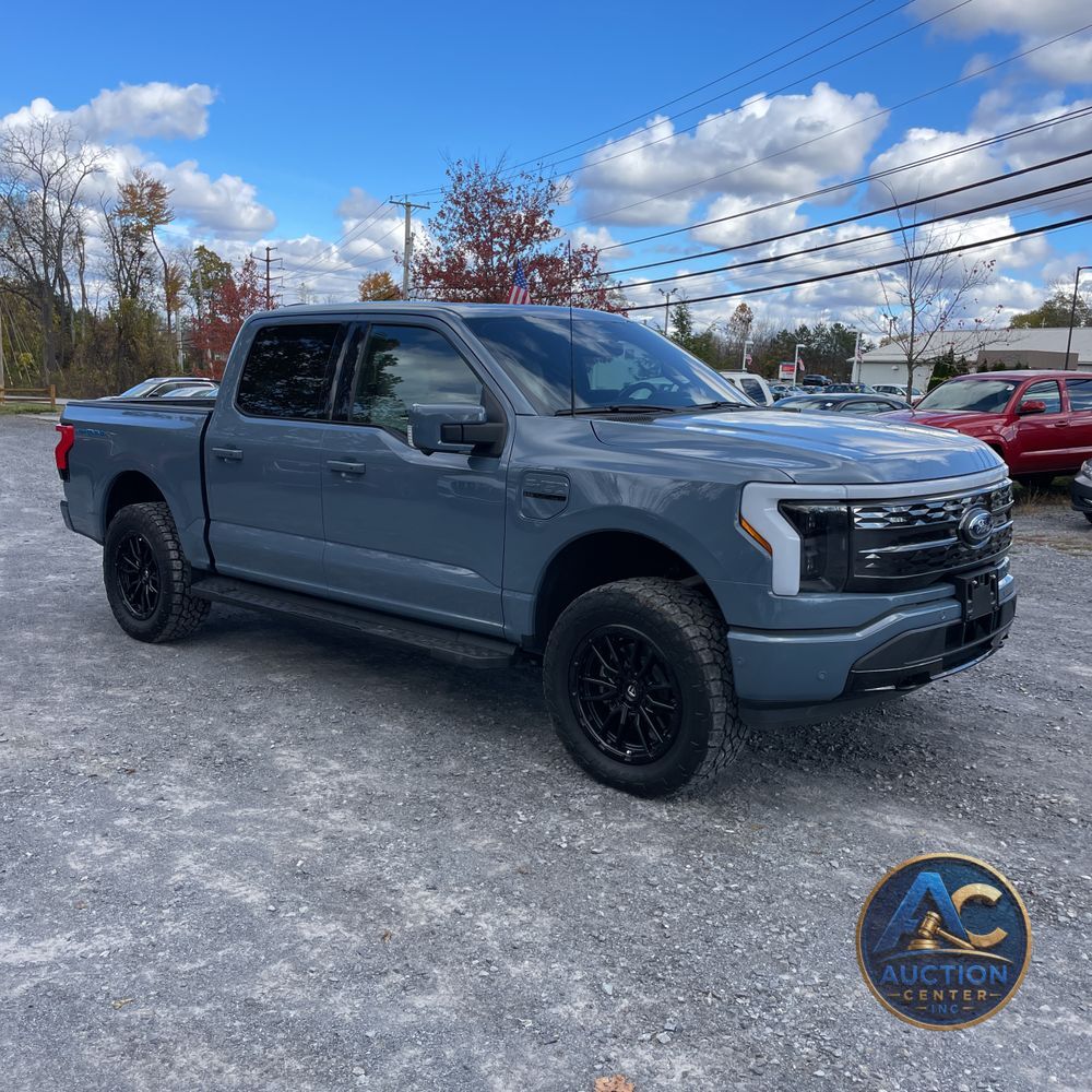 2023 Ford F-150 Lightning Platinum