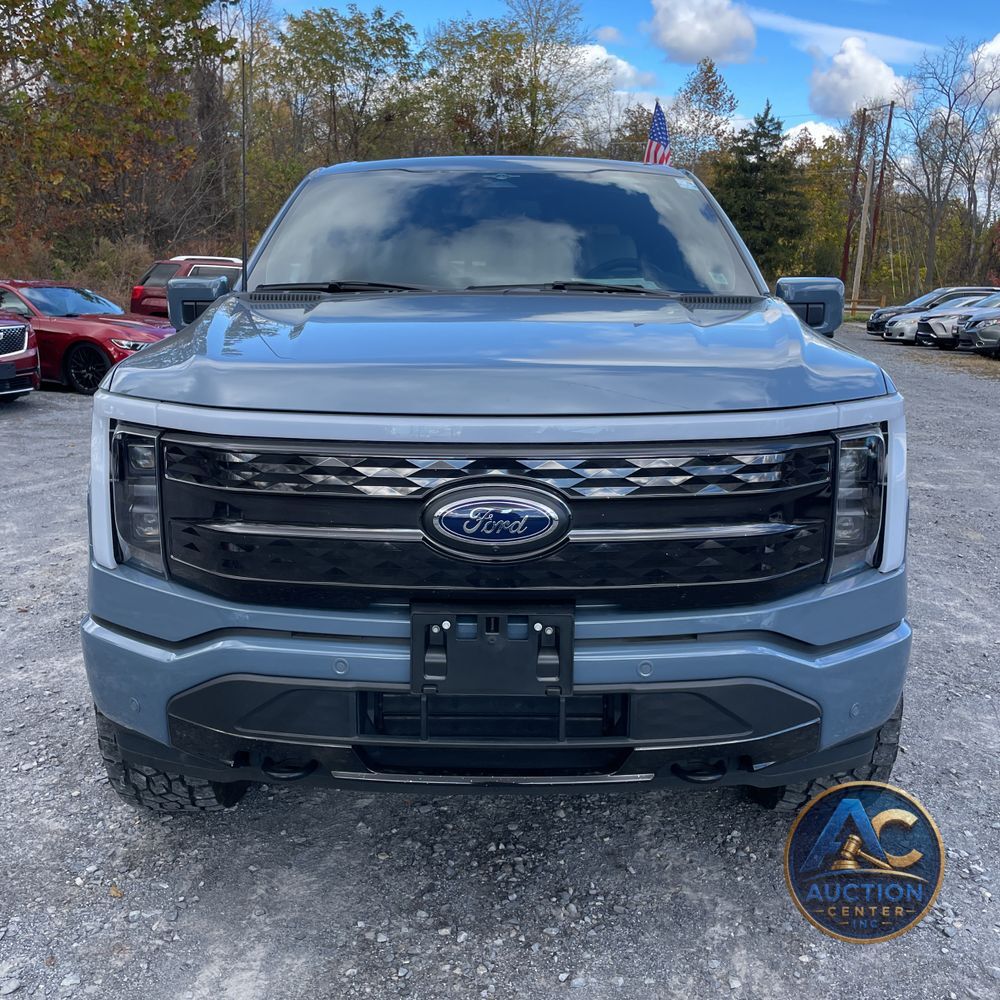 2023 Ford F-150 Lightning Platinum