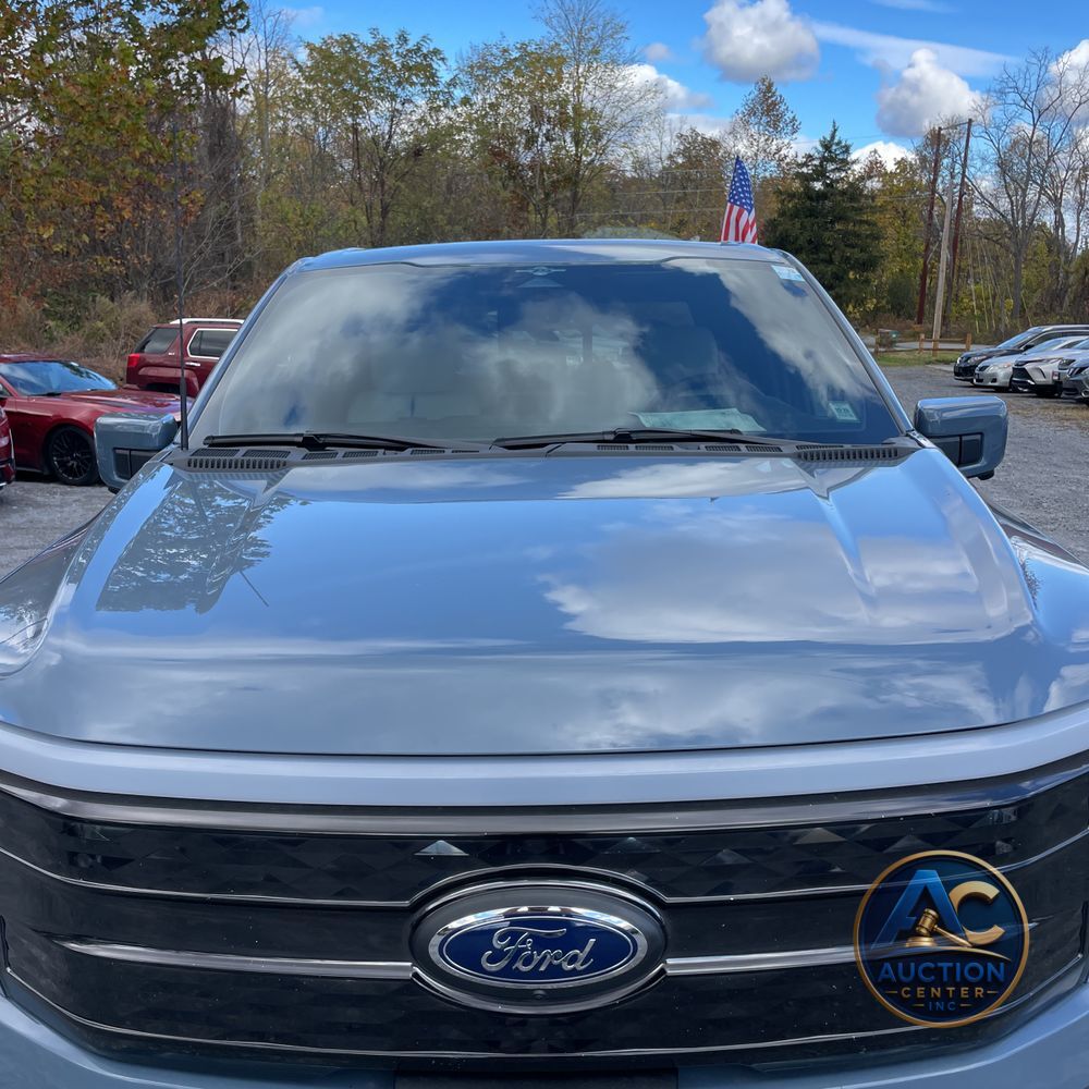 2023 Ford F-150 Lightning Platinum