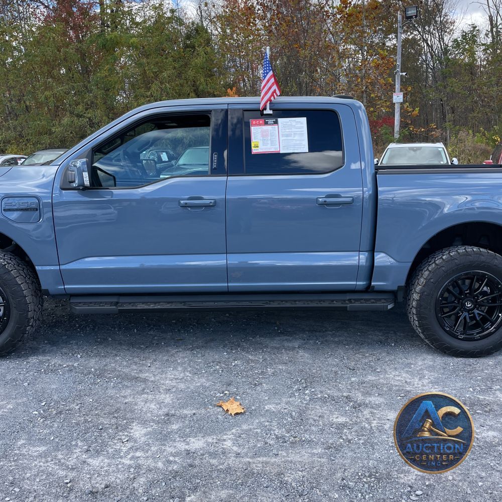 2023 Ford F-150 Lightning Platinum