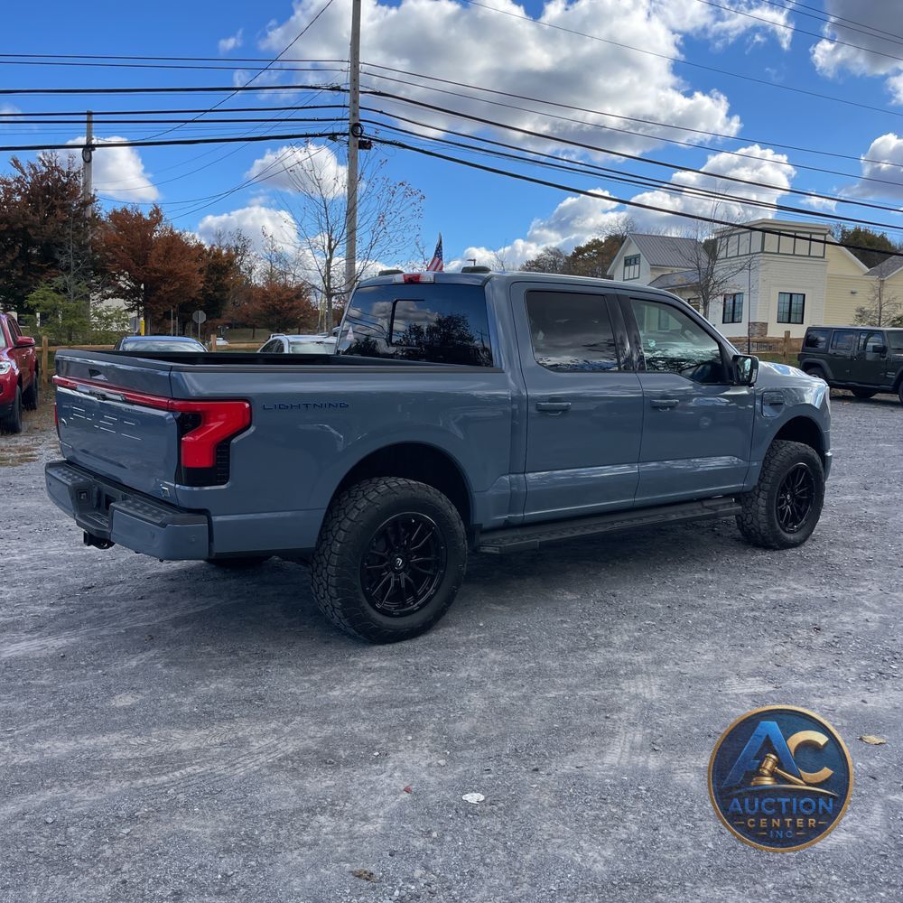 2023 Ford F-150 Lightning Platinum