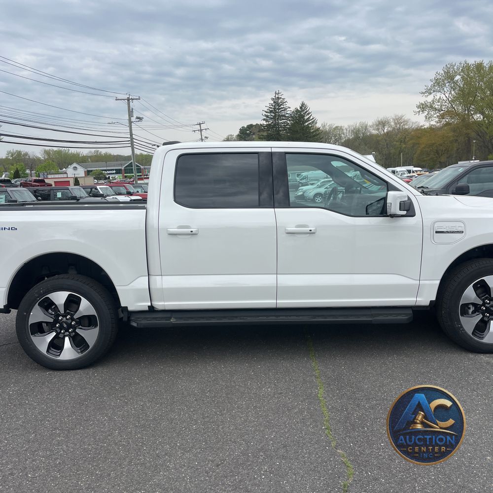 2023 Ford F-150 Lightning Platinum