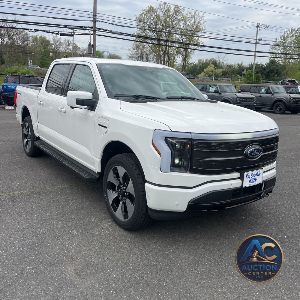 2023 Ford F-150 Lightning Platinum