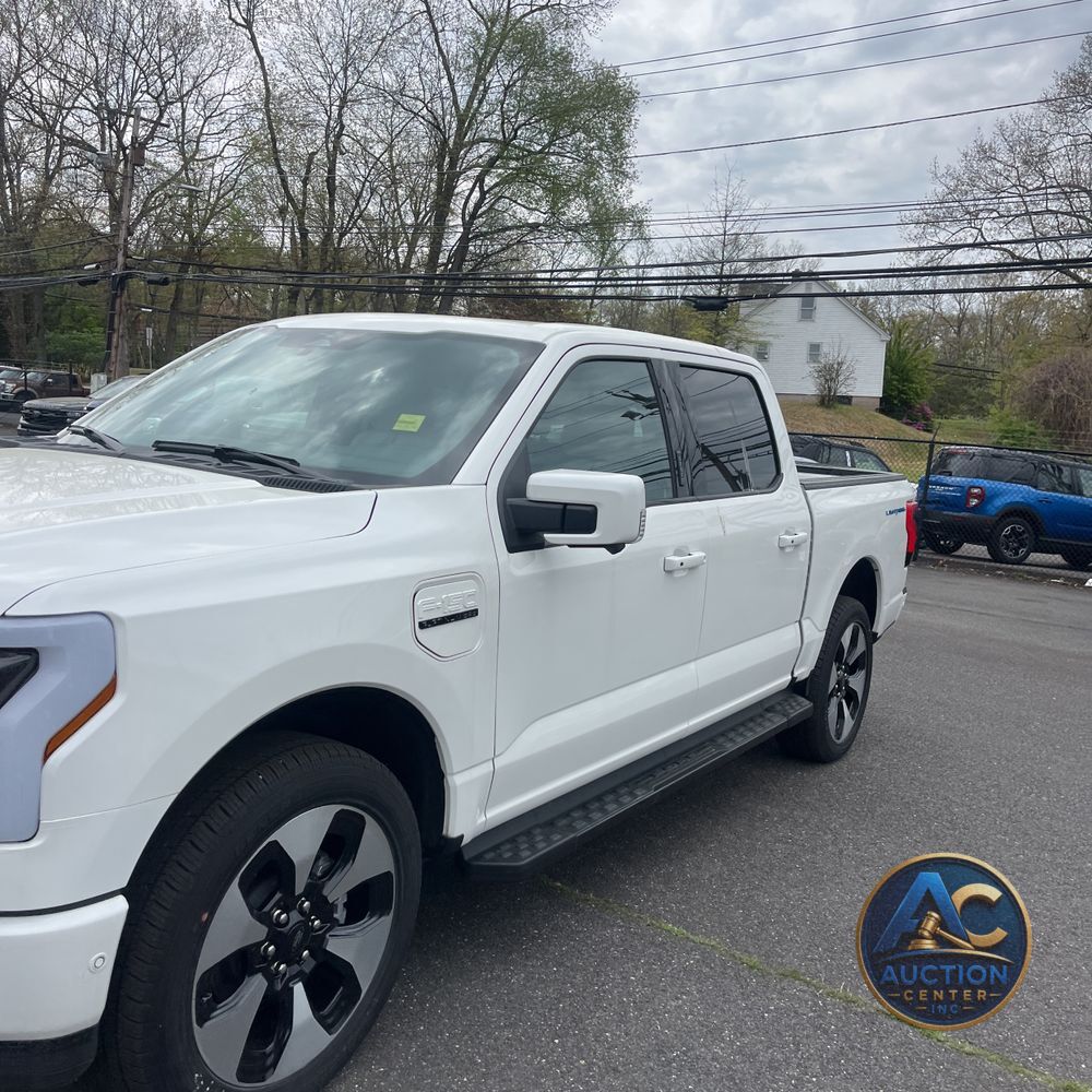 2023 Ford F-150 Lightning Platinum