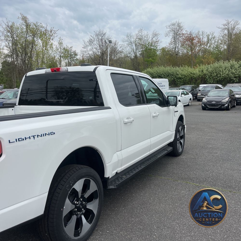 2023 Ford F-150 Lightning Platinum