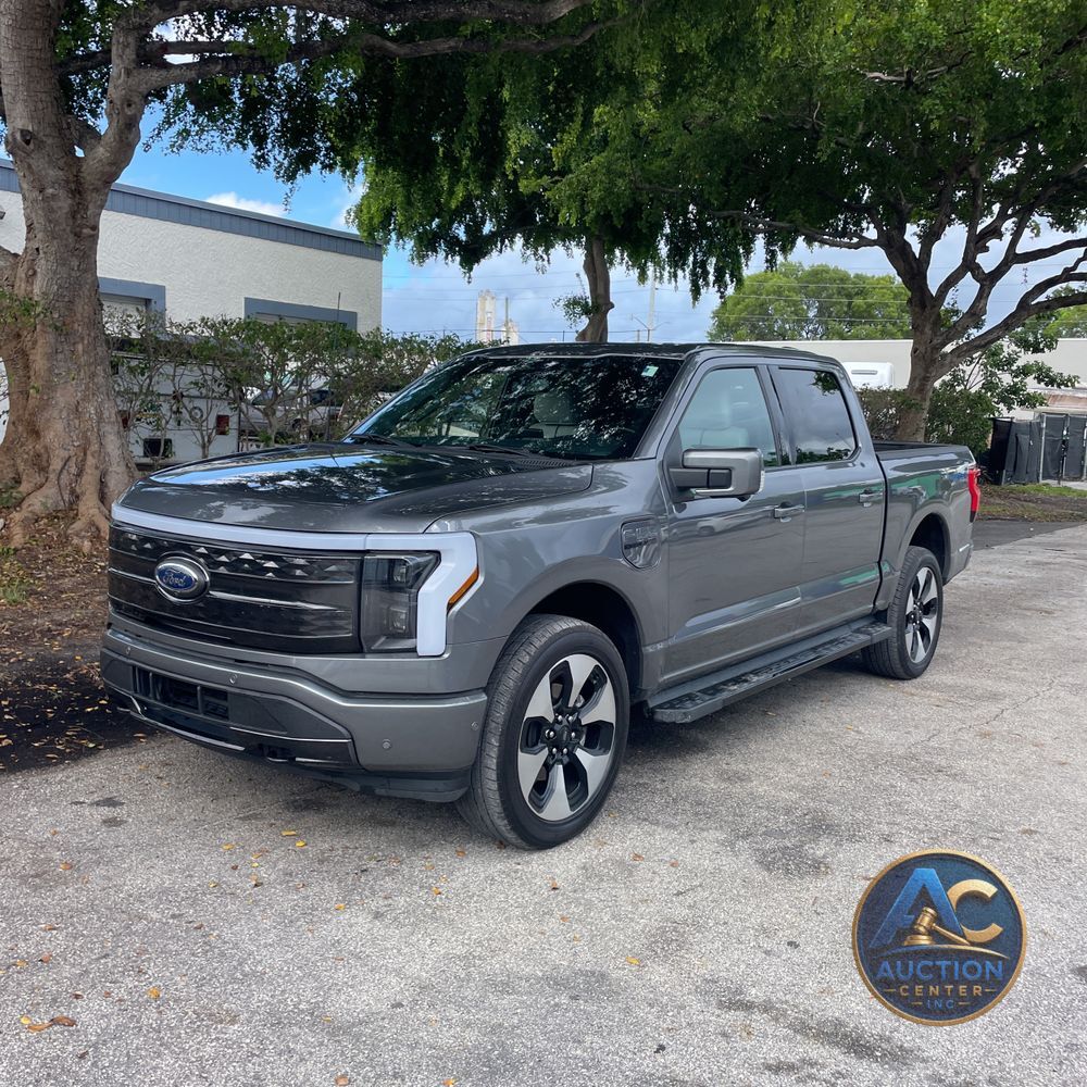 2023 Ford F-150 Lightning Platinum