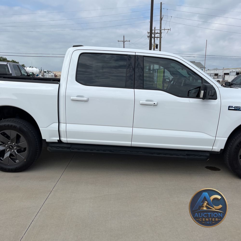 2025 Ford F-150 Lightning Flash