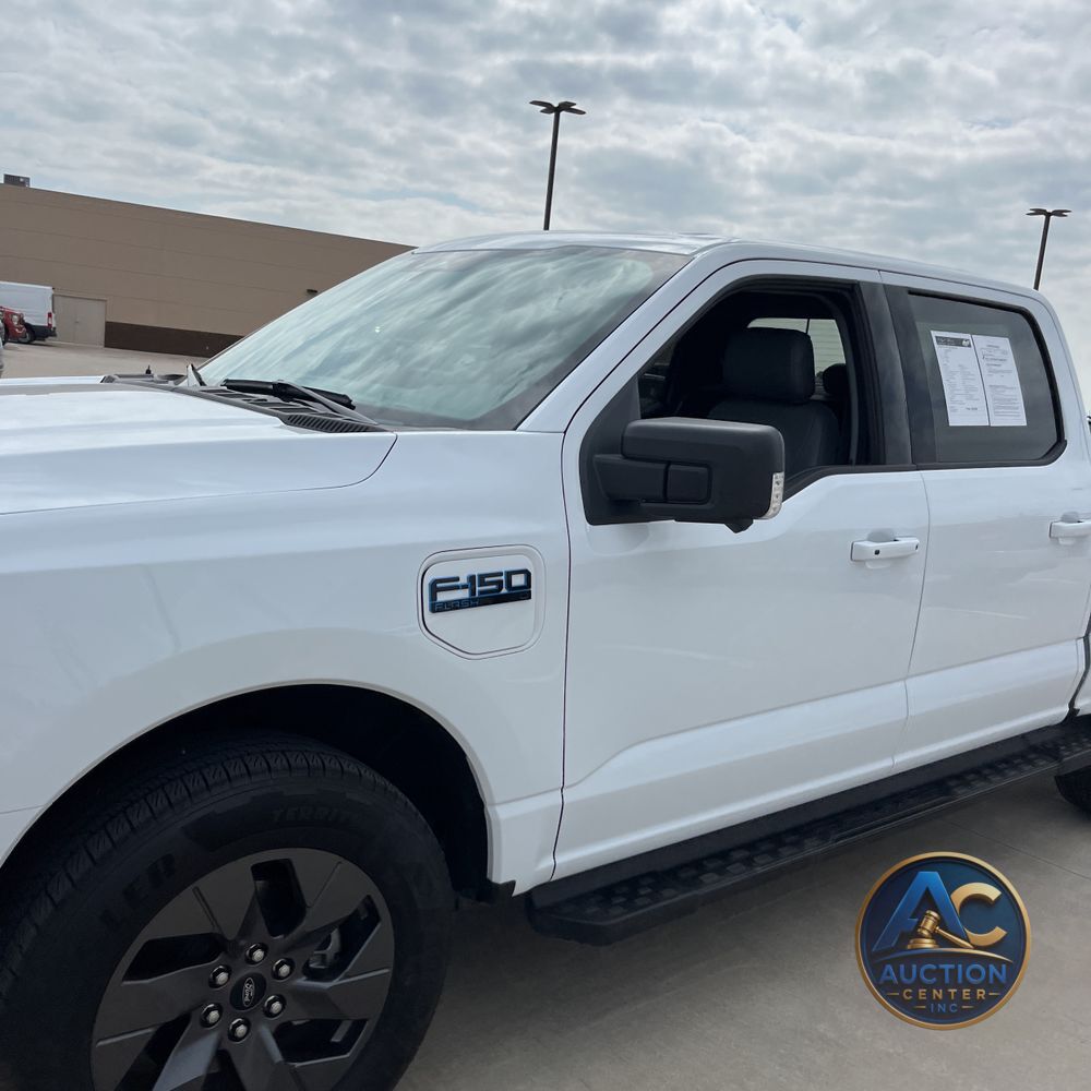 2025 Ford F-150 Lightning Flash
