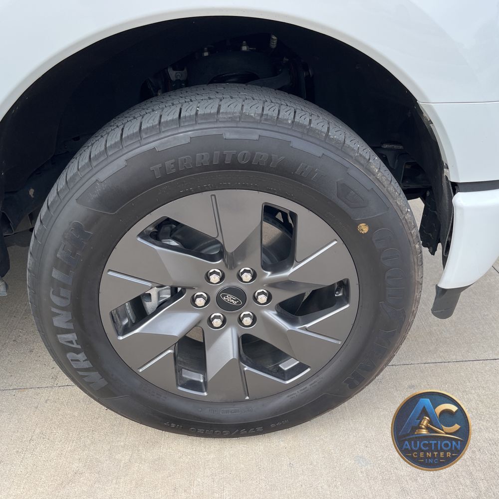 2025 Ford F-150 Lightning Flash
