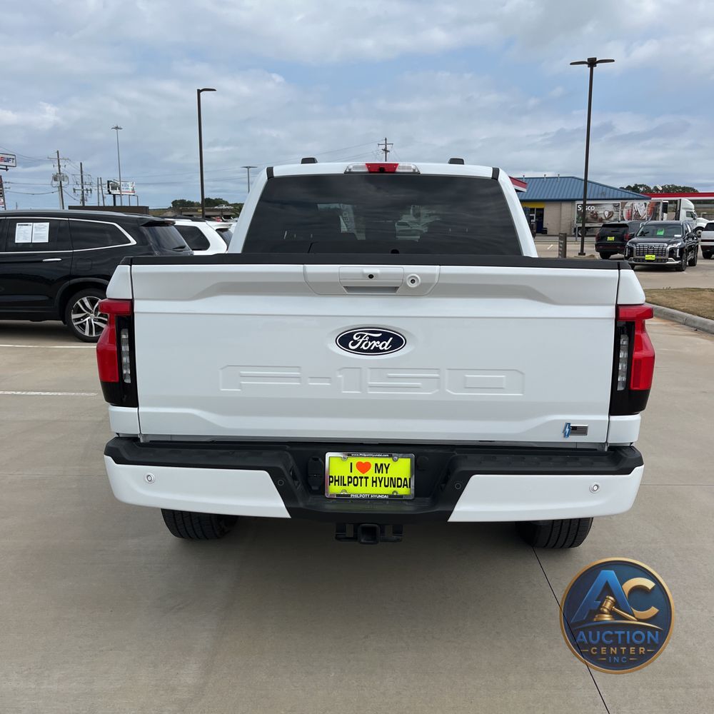 2025 Ford F-150 Lightning Flash