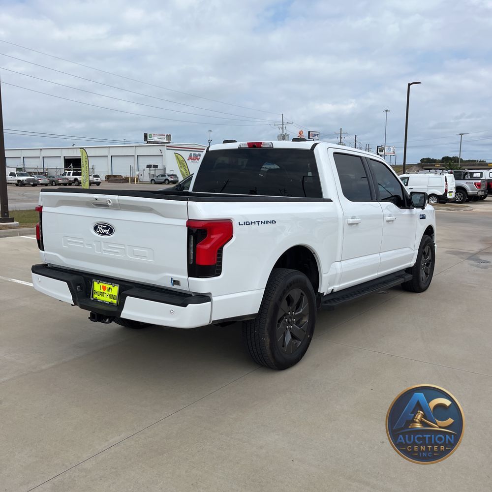 2025 Ford F-150 Lightning Flash