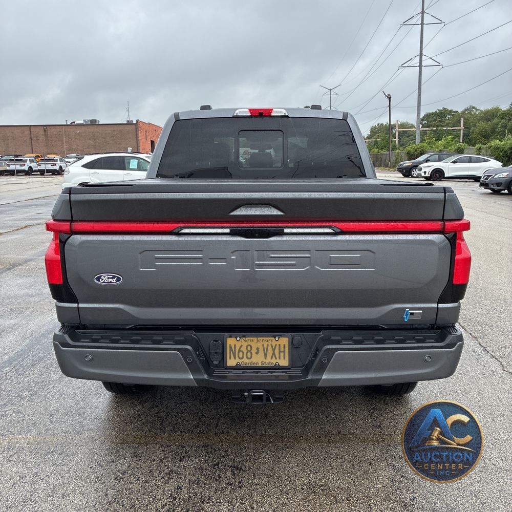 2025 Ford F-150 Lightning Lariat