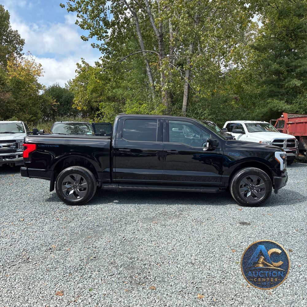 2024 Ford F-150 Lightning Lariat