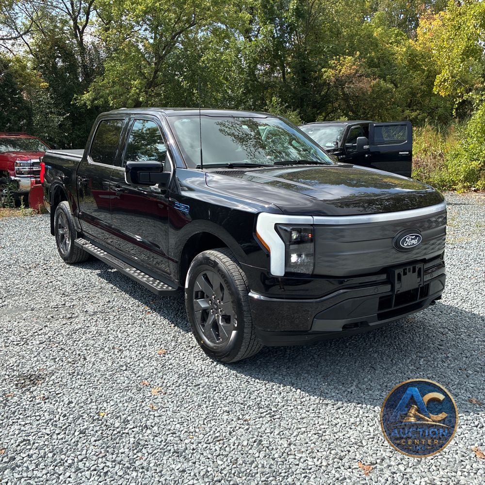 2024 Ford F-150 Lightning Lariat